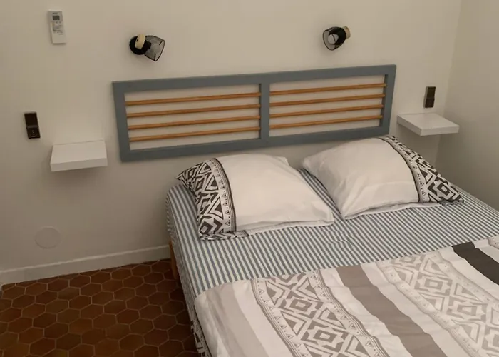 דירה F2 Agreable Avec Terrasse