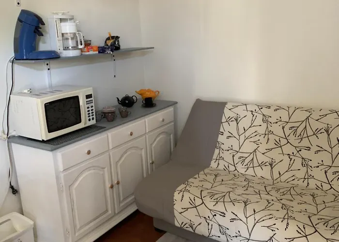 F2 Agreable Avec Terrasse דירה *